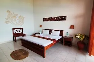 Panorama Hotel 2*